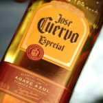 Tequila: historia, tipos y marcas más populares en Mexico y en el mundo 4 Destilados Superiores Descubre la historia y variedades de tequila Jose Cuervo - La marca líder en México